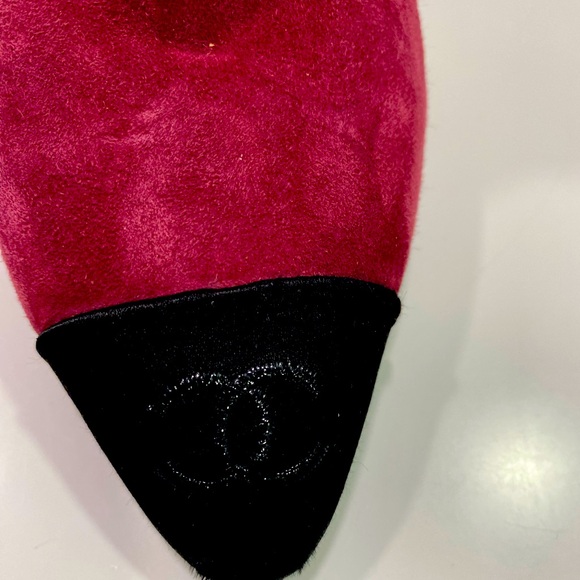 Chanel short boots
Brand New. - Picture 3 of 16